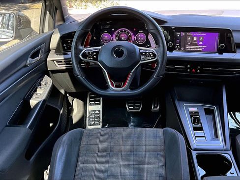 Used 2022 Volkswagen GTI S image 6