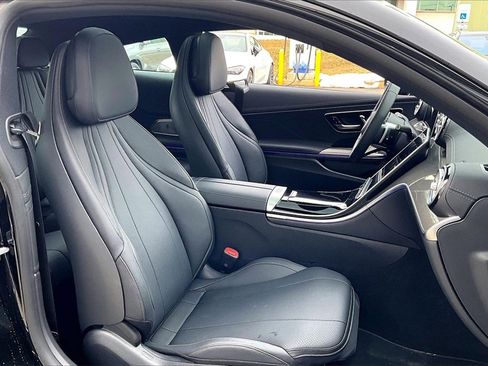 Used 2026 Mercedes-Benz CLE 300 4MATIC Coupe image 7