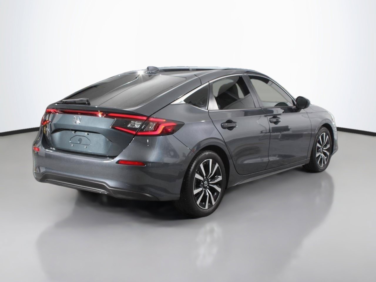 Used 2024 Honda Civic EX-L image 6