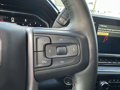 Used 2025 GMC Sierra 1500 SLT image 29