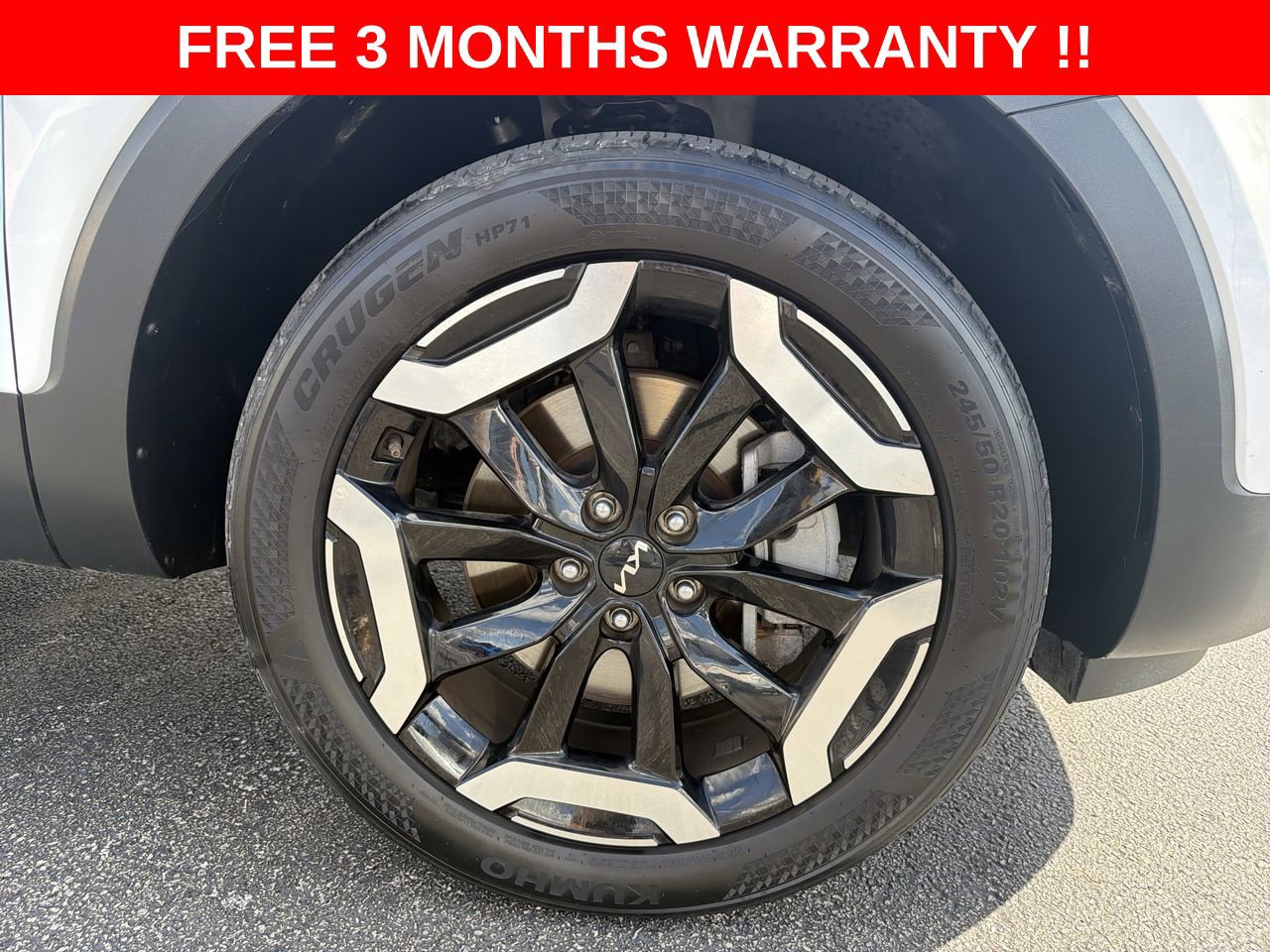 Used 2025 Kia Telluride S FWD image 10