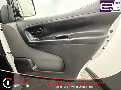 Used 2021 Nissan NV200 S image 34