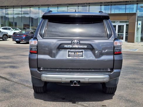Used 2022 Toyota 4Runner TRD Off-Road Premium AWD/4WD image 4