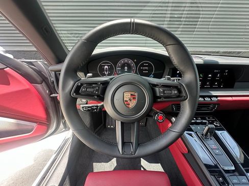 Certified 2025 Porsche 911 Carrera 4 GTS AWD/4WD image 26