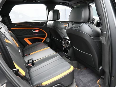 New 2026 Bentley Bentayga Speed AWD/4WD image 31