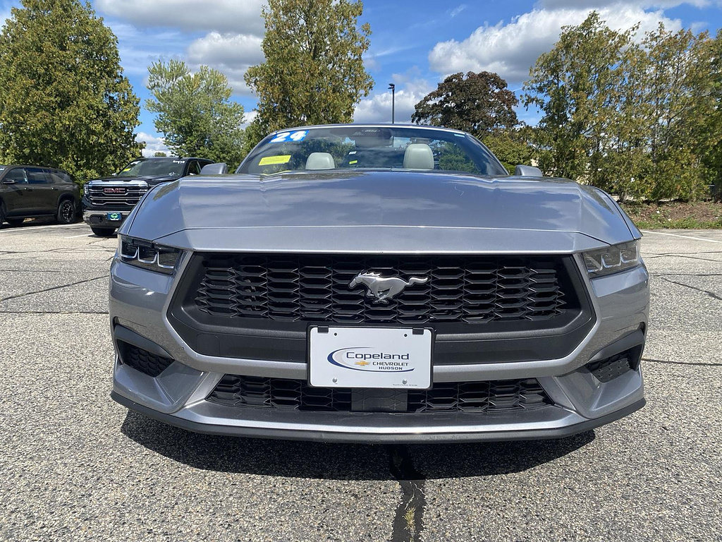 Used 2024 Ford Mustang Premium RWD image 2
