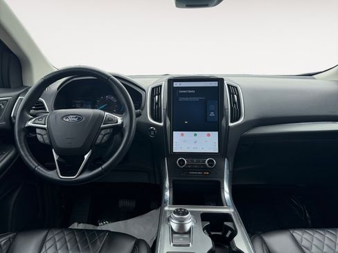 Used 2024 Ford Edge Titanium AWD/4WD image 10