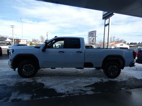 New 2026 GMC Sierra 3500 Pro image 10