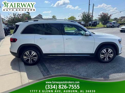 Used 2025 Mercedes-Benz GLB 250 image 5