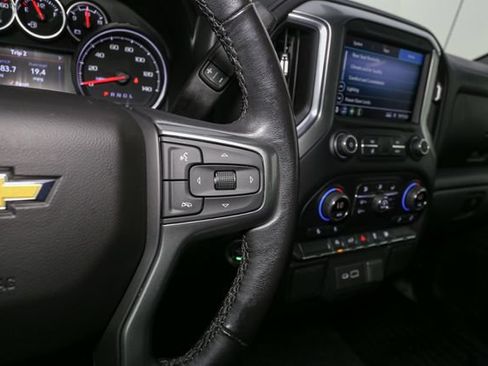 Used 2021 Chevrolet Silverado 1500 LT AWD/4WD image 26
