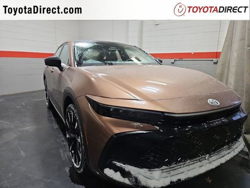 New 2026 Toyota Crown Platinum image 1