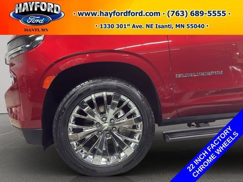 Used 2021 Chevrolet Suburban High Country w/ Premium Package AWD/4WD image 23