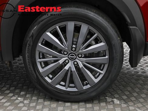 Used 2024 Nissan Pathfinder SL w/ SL Premium Package image 35