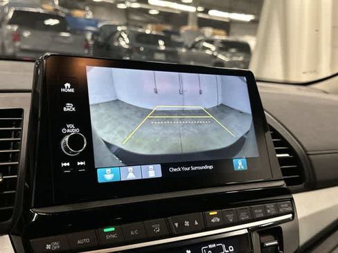 Used 2025 Honda Odyssey EX-L image 23