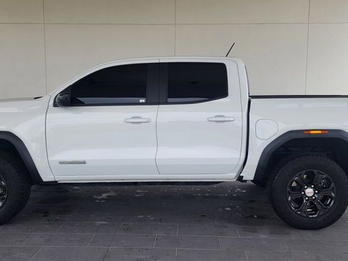 Used 2024 GMC Canyon Elevation w/ Convenience Package image 9