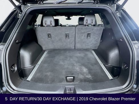 Used 2019 Chevrolet Blazer Premier w/ Sun and Wheels Package AWD/4WD image 33