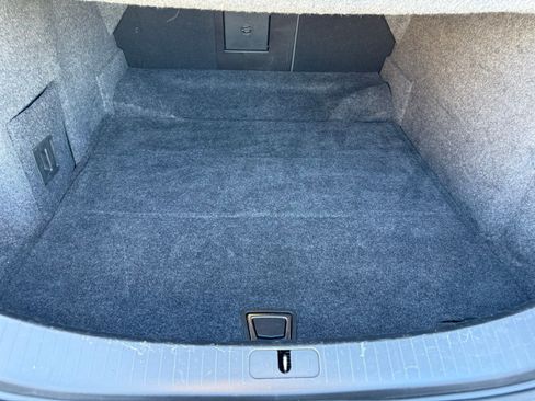 Used 2015 Cadillac XTS Luxury image 17