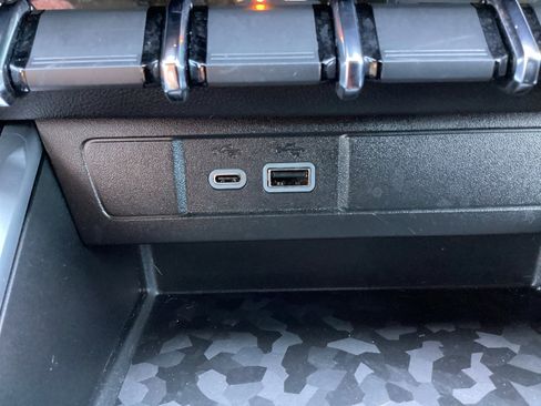 Used 2025 Chevrolet Colorado W/T w/ WT Custom Package image 24