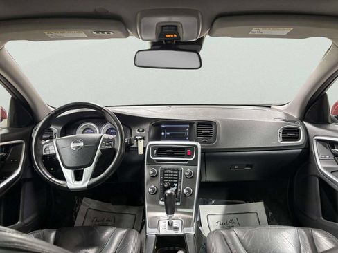 Used 2012 Volvo S60 T5 image 21