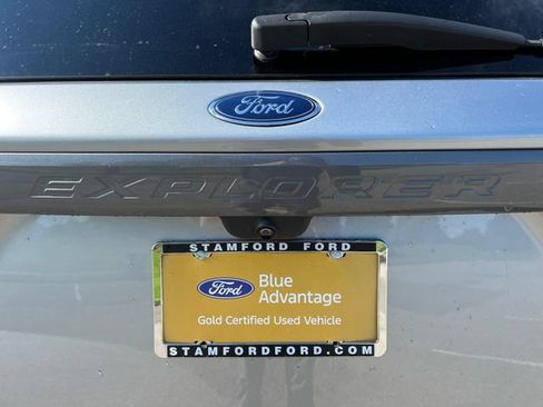 Used 2023 Ford Explorer XLT w/ Equipment Group 202A AWD/4WD image 39