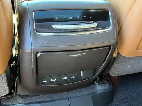 Used 2021 Cadillac Escalade ESV Sport w/ Driver Assist Tech Package AWD/4WD image 25