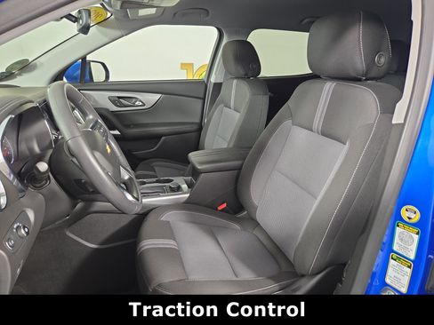 Used 2024 Chevrolet Blazer LT w/ Convenience Package FWD image 11