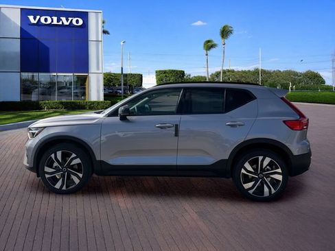 New 2026 Volvo XC40 B5 Ultra w/ Protection Package Premier AWD/4WD image 4