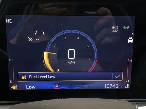 Used 2024 Chevrolet Trax LT FWD image 27