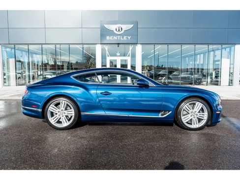 Used 2020 Bentley Continental GT image 14