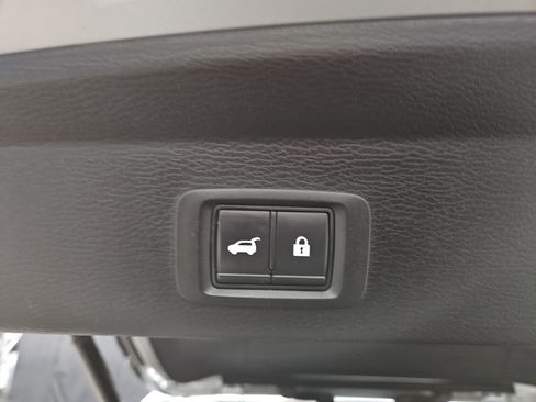 Used 2022 Mitsubishi Outlander SE image 12