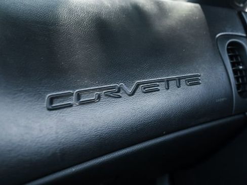 Used 2006 Chevrolet Corvette Convertible w/ Preferred Equipment Group image 72