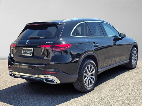 Used 2026 Mercedes-Benz GLC 300 4MATIC image 4