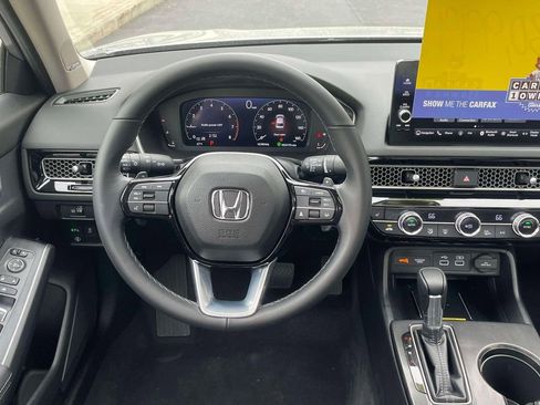 Certified 2024 Honda Civic Touring image 11