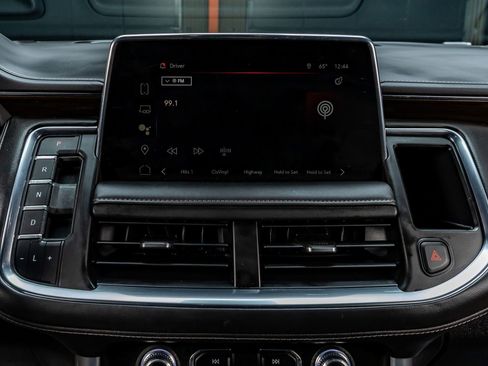 Used 2023 GMC Yukon SLE image 20