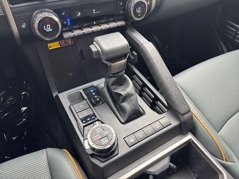 Used 2024 Toyota Tacoma 4x4 Double Cab Hybrid image 29