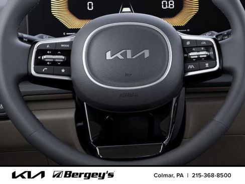New 2026 Kia Carnival EX FWD image 25