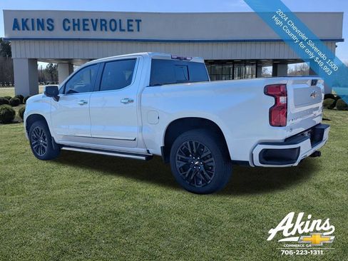 Used 2024 Chevrolet Silverado 1500 High Country w/ Technology Package RWD image 8