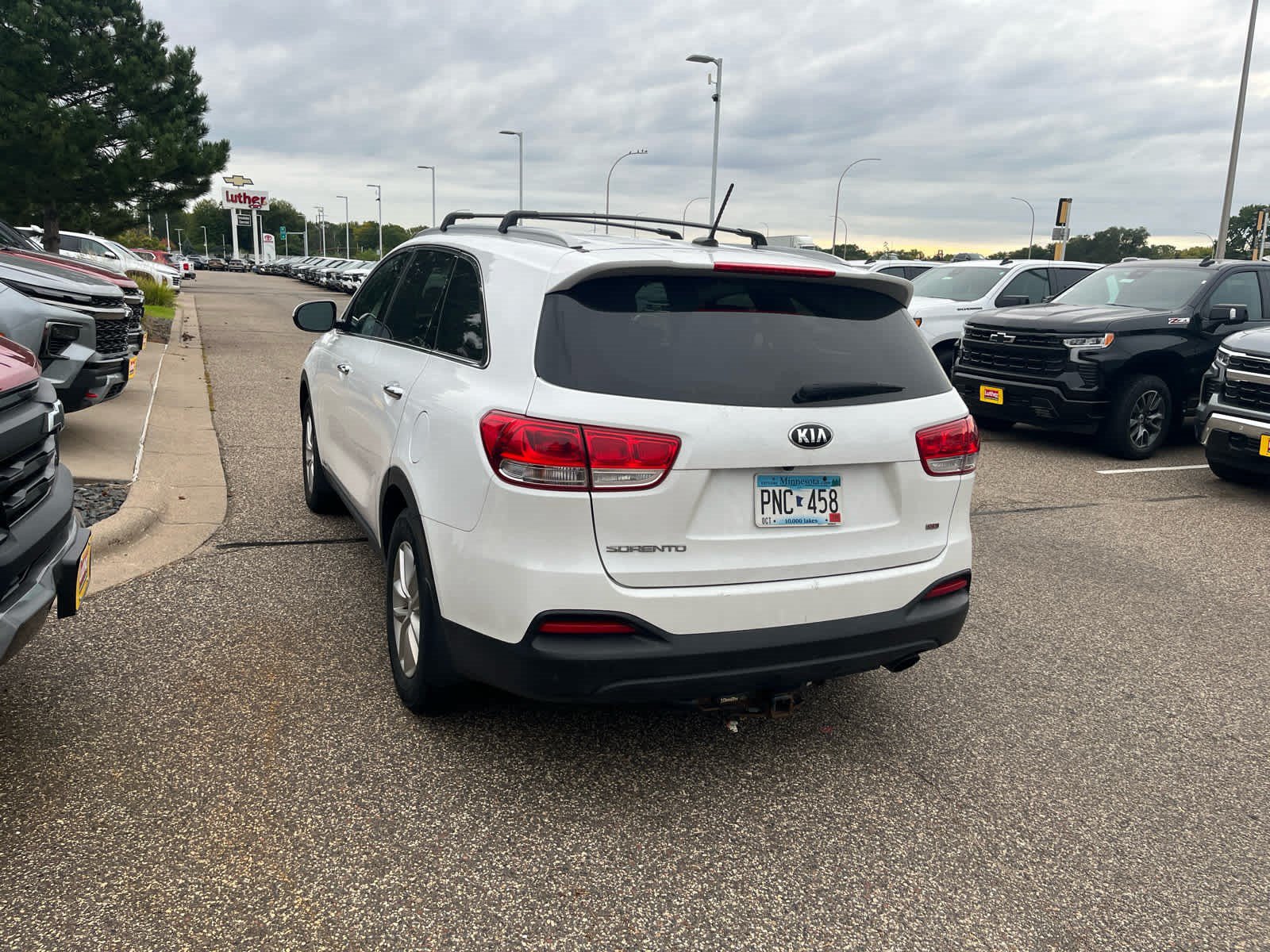 Used 2017 Kia Sorento AWD image 5