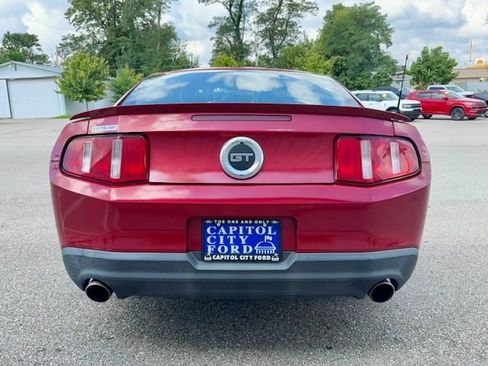 Used 2010 Ford Mustang GT Premium RWD image 5