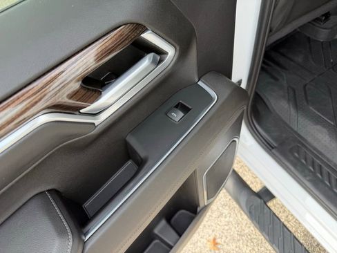 Used 2022 Chevrolet Silverado 1500 RST w/ Redline Edition image 42