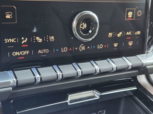New 2026 GMC Yukon XL Denali AWD/4WD image 30