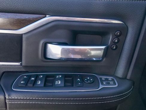 Used 2024 RAM 2500 Laramie w/ Safety Group image 19