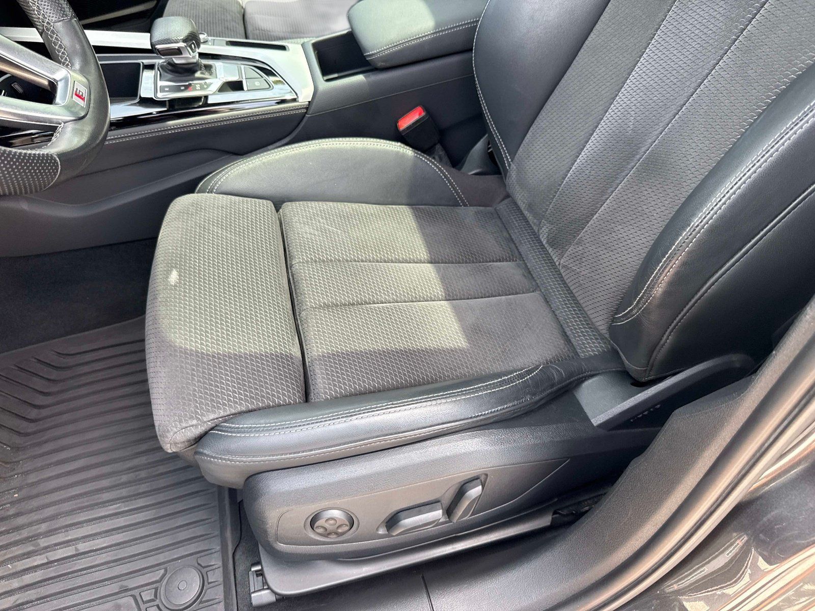 Used 2021 Audi A4 2.0T Premium Plus w/ Premium Plus Package AWD/4WD image 19