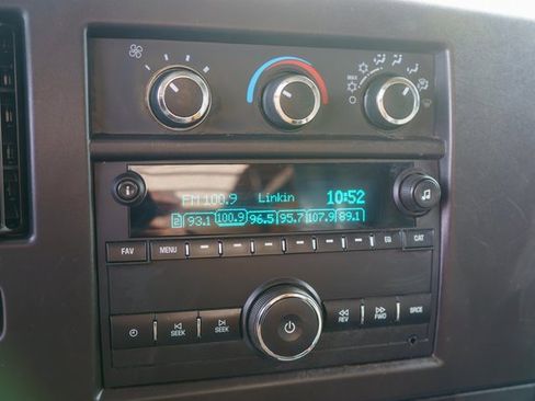 Used 2021 Chevrolet Express 3500 w/ Power Convenience Package image 31