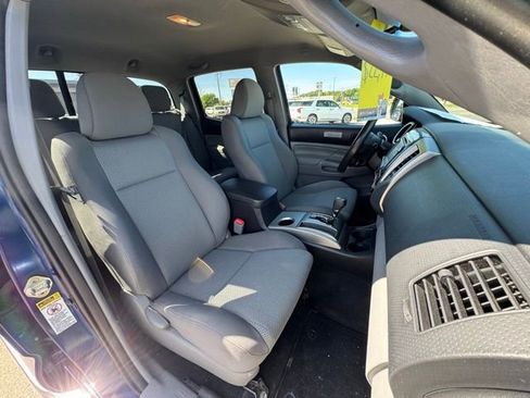Used 2014 Toyota Tacoma 4x4 Double Cab w/ TRD Off-Road Package image 11