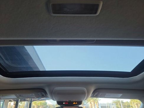 Used 2024 MAZDA CX-30 Carbon image 23