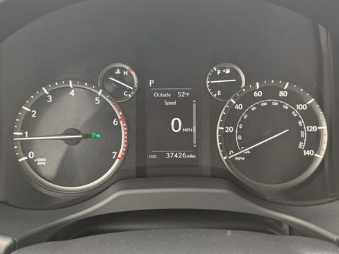 Used 2023 Lexus GX 460 Premium image 24