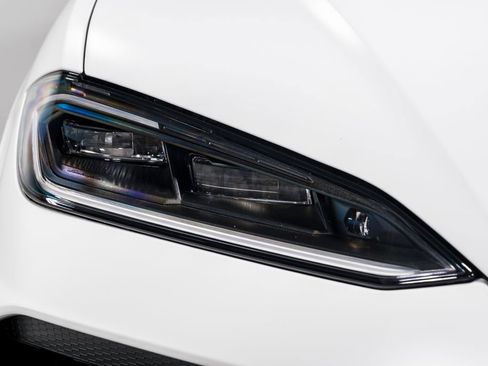 Used 2025 Lamborghini Urus SE image 47