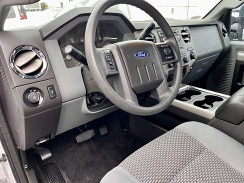 Used 2015 Ford F250 XLT image 14
