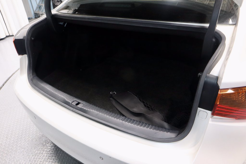 Used 2019 Lexus IS 300 w/ Premium Package RWD image 15